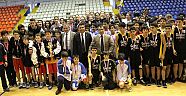 Okul basketbol birincileri