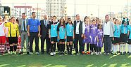 Okullar arası kız futbol şampiyonu Habibler oldu
