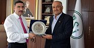 Özgür’e teşekkür ziyareti
