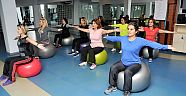 Pilatesle form tutuyorlar