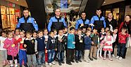Polisten yılbaşı sürprizi