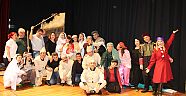 Profesyonellere taş çıkarttılar