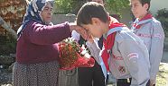 Şehit ailelerini ziyaret ettiler