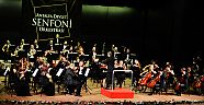 Senfoni büyüledi  
