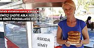 Simitçi Şadiye Abla her gün 10 simiti yoksullara veriyor