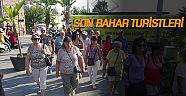 Son bahar turistleri