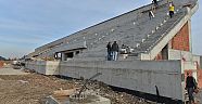 Stadyum inşaatı sürüyor