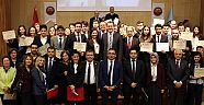 Staj Akademisi  mezunlarını verdi   