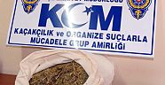 Şüpheli otomobilden esrar çıktı