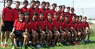 Tanju Çolak Futbol Akademisi eğitiyor, öğretiyor