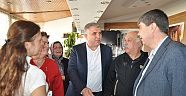 Toplumun her kesiminden alkış alıyoruz