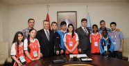 Türkçe Olimpiyatları’na katılan çocuklar AÜ’de