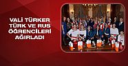 Türker, Cumhurbaşkanını ziyaret eden Türk ve Rus öğrencileri ağırladı