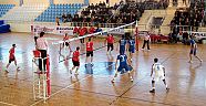 Voleybolcular üzdü: 3-0