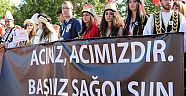 Yabancı ülke gençliği saygı durdu