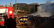Yangında herşeyini kaybetti 