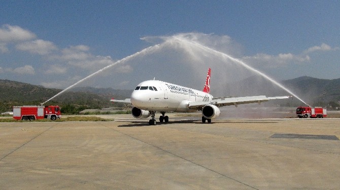 THY Gazipaşaya ilk uçuşunu gerçekleştirdi