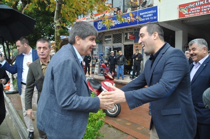 Türel Bilgisayar Dağıttı