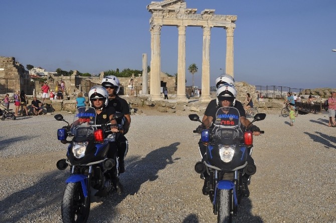 Turizm Bölgelerine Jandarma Motorize TİM