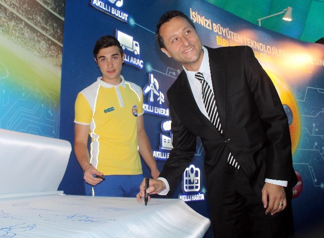 TURKCELL 20. Yaını kutluyor