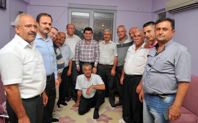 Tütüncü muhtarlarla bir araya geldi