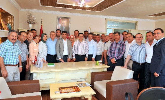 Tütüncü'den AK Parti Kepez ilçe teşkilatı'na ziyaret