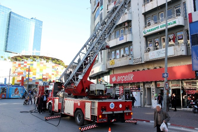 Tutuşan Gazete Kağıtları Yangına Neden Oldu