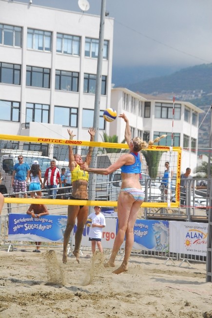 TVF PRO BEACH TOUR 2014 Alanya da başladı