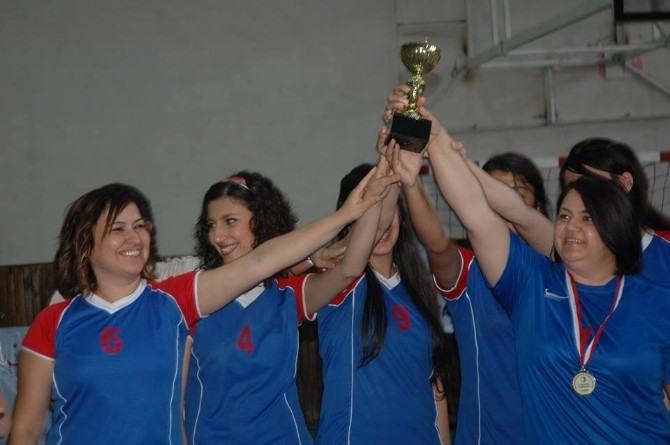 Üçüncülük kupası Medical Park Antalya’nın