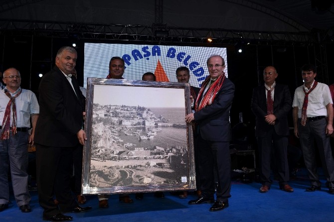 Vali hemşerilerine veda etti