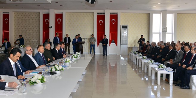 Vali Karaloğlu, muhtarları dinledi