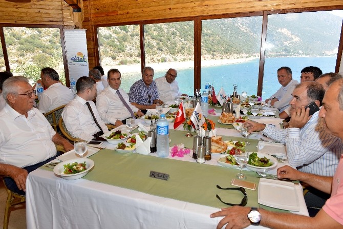 Vali Türker AKTOB Toplantısı’na katıldı