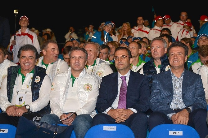 Vali Türker Sbrebank kurumsal yaz olimpiyatları açılışına katıldı