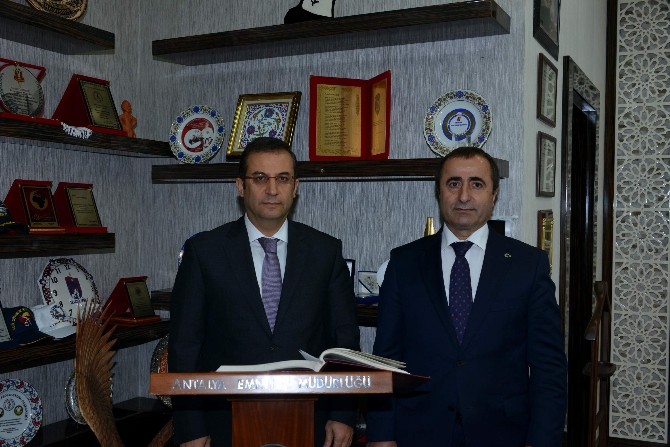 Vali Türker'den İl Emniyet Müdürlüğü'ne ziyaret