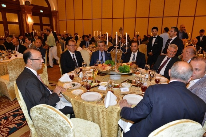 Vali Türker’e Veda Yemeği