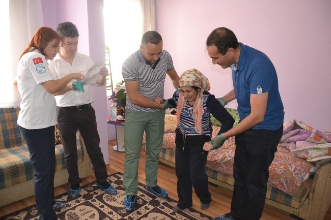 Yatalak kadına devlet sahip çıktı