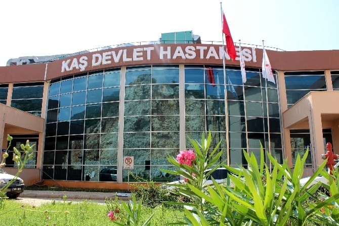 Yeni Kaş Devlet Hastanesi'nin Sağlık Bakanlığı'na devri tamamlandı
