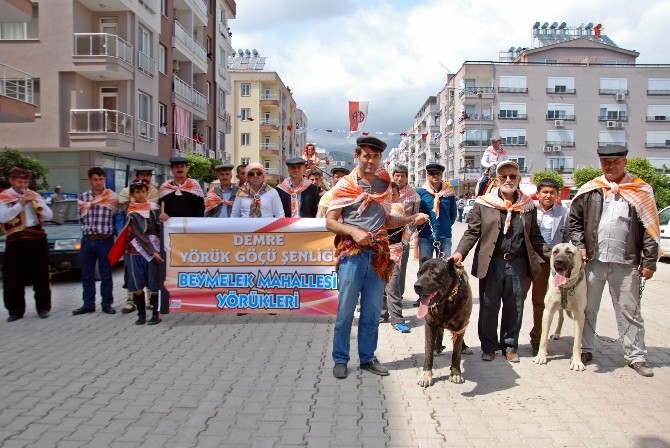 Yörükler Demre’den Geçti